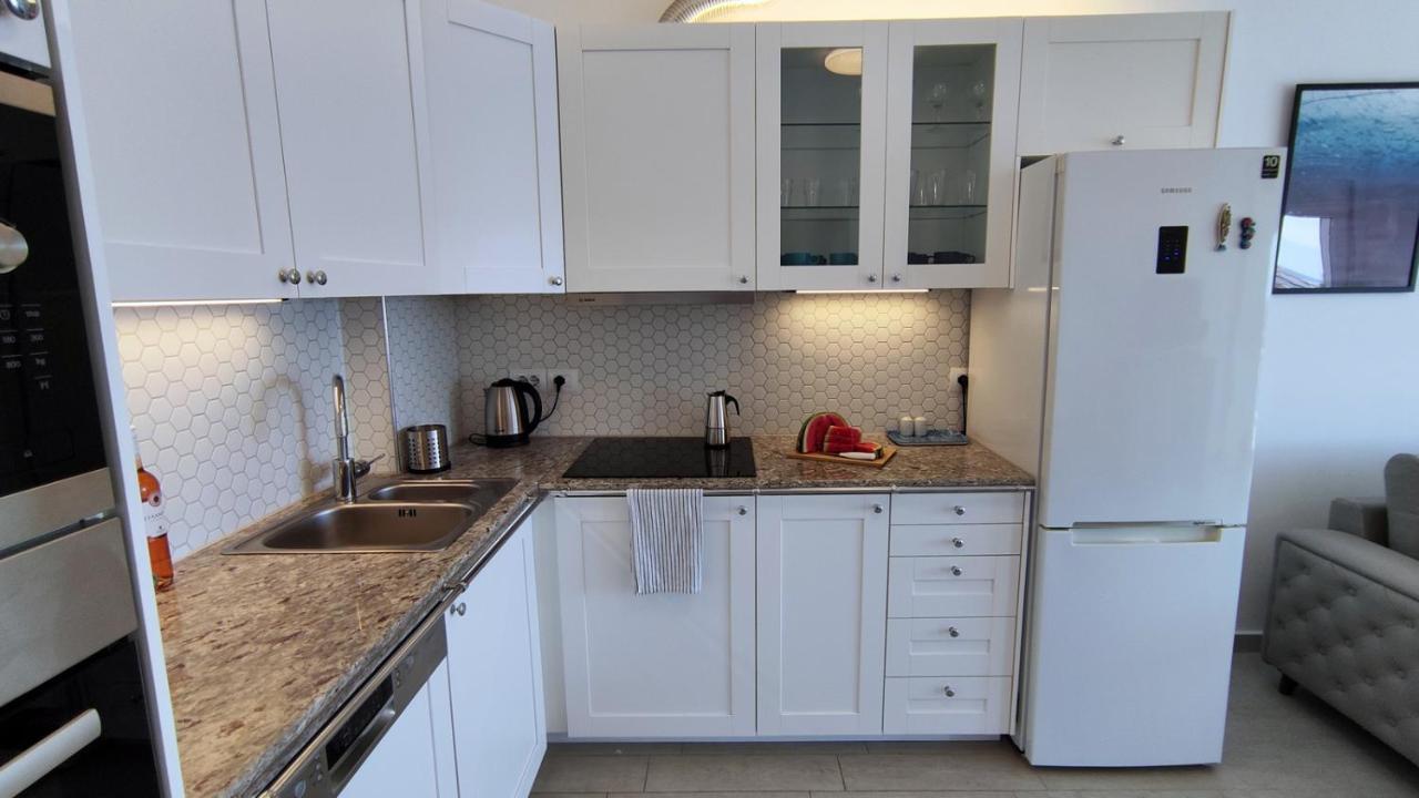 Nautilus Apartment Premium Саранде Екстериор снимка